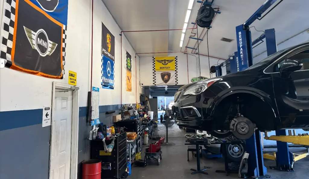 19 Bay Service Center Auto Tech Specialists San Diego